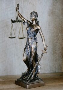 Avocat droit commercial