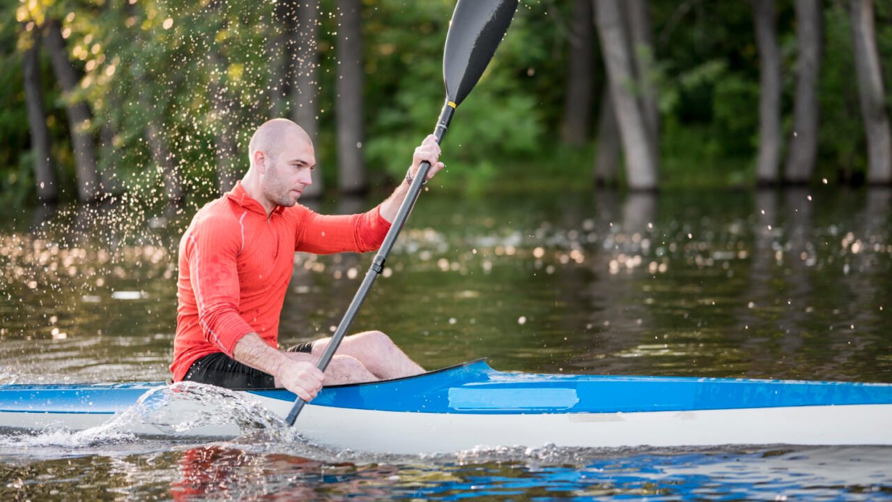 Faire du paddle : conseils pour débuter en Stand Up Paddle