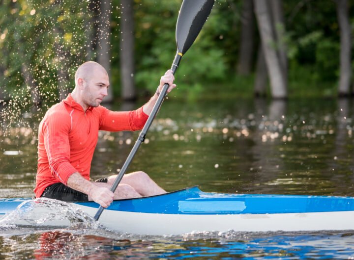 Faire du paddle : conseils pour débuter en Stand Up Paddle